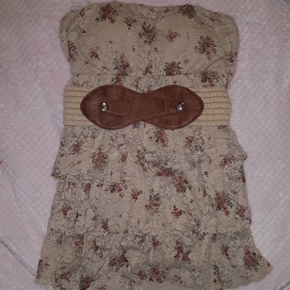 Eclipse Floral Top - Picture 1 of 2